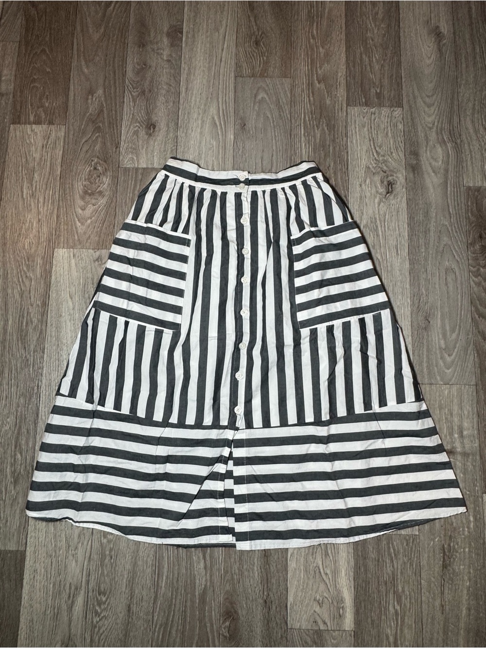 Who What Wear Striped Skirt Size 4
